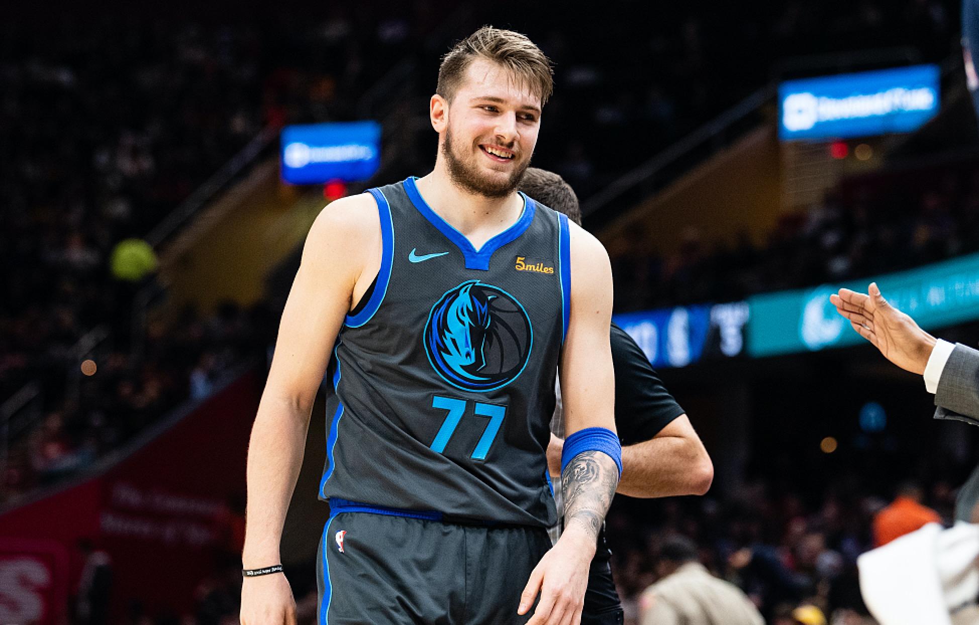 歉并修正错 歉并修正错