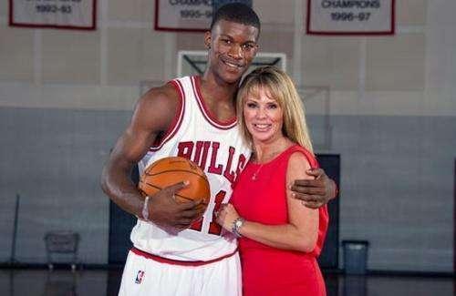 往球场的路 往球场的路