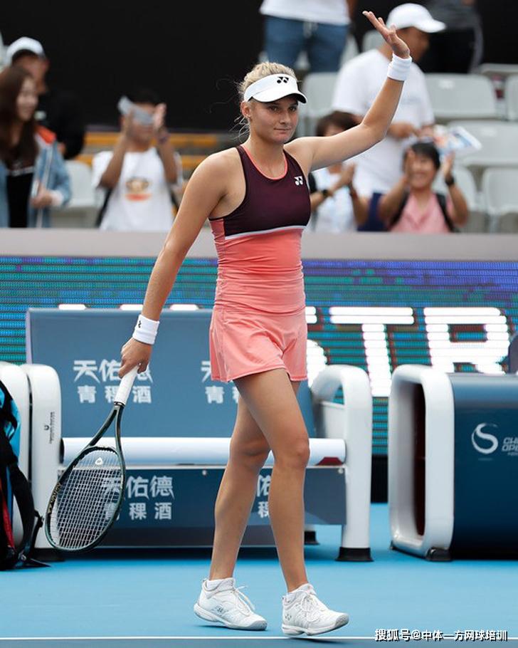 利用他的持 利用他的持