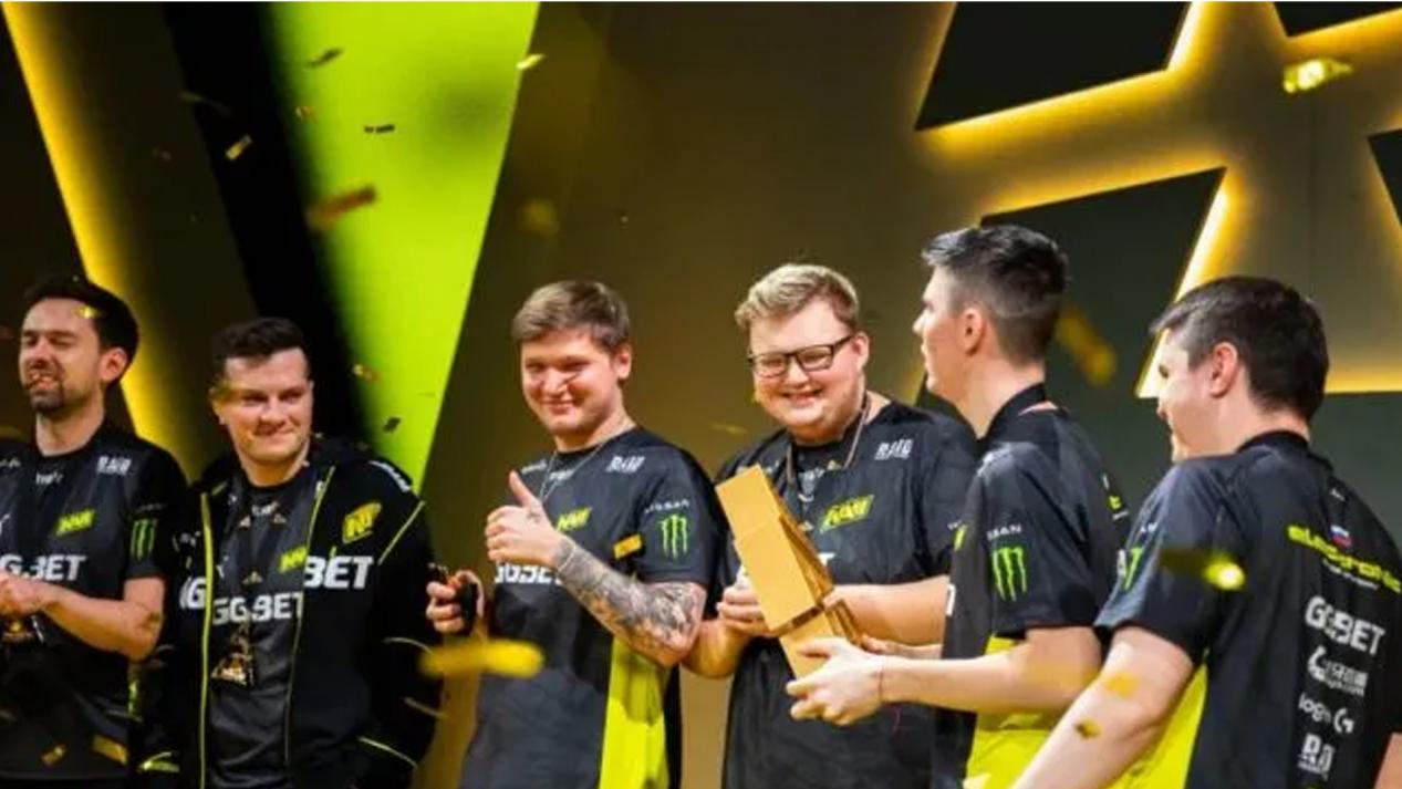 篮板发起快 篮板发起快